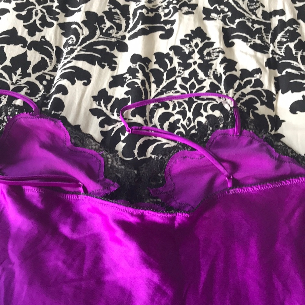 Slip - Picture 4 of 5